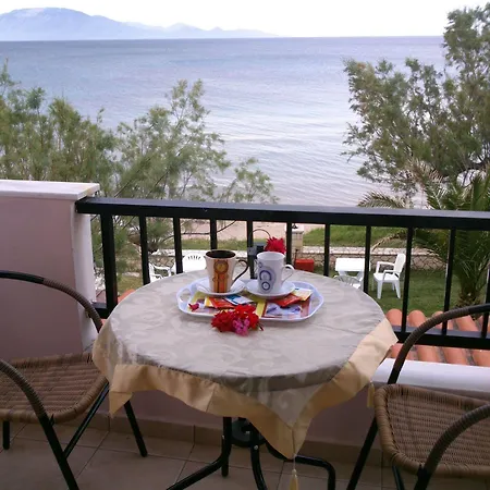 Kavos Psarou &