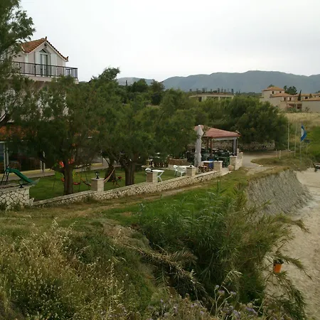 Apartment Kavos Psarou & *